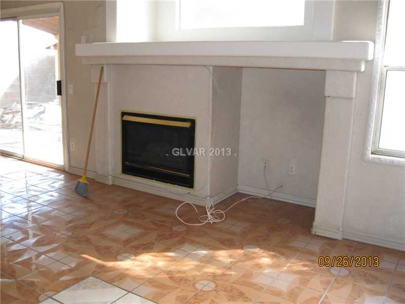 6051 Peach Orchard Road Las Vegas, NV 89142 - Photo 10 of 24 Den.