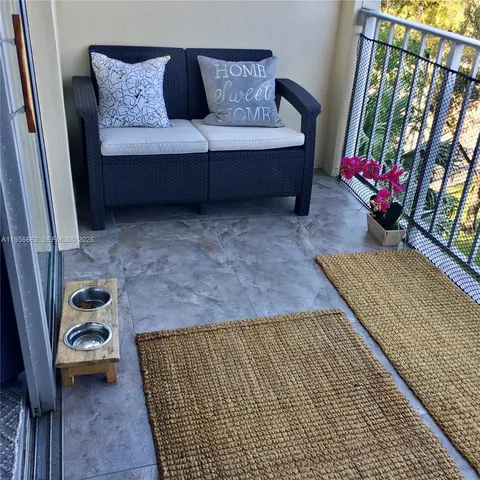 $2,800 | 11111 Biscayne Boulevard, Unit 4D, Miami, FL 33181