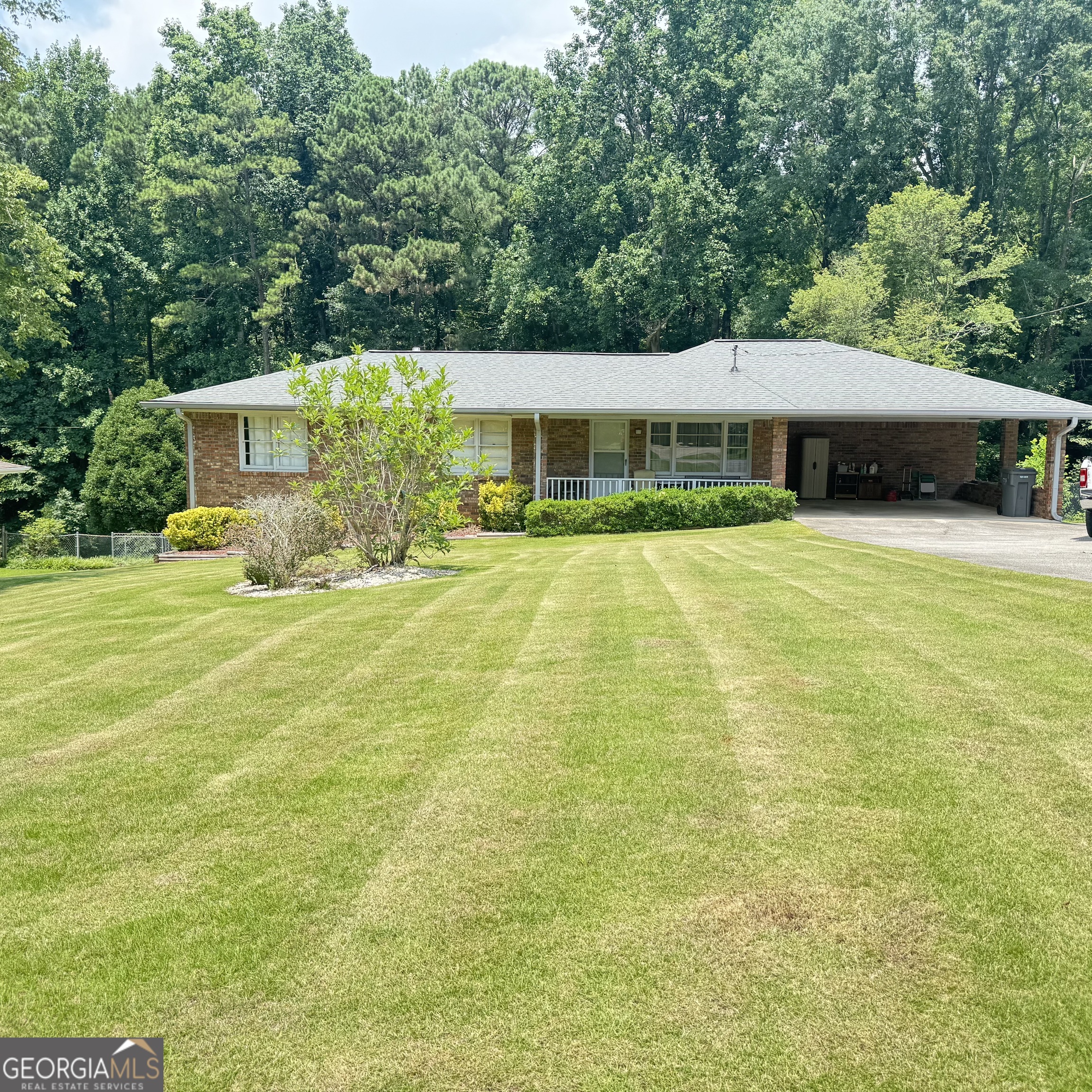 6136 Queens Road Douglasville, GA 30135 - Photo 1 of 24