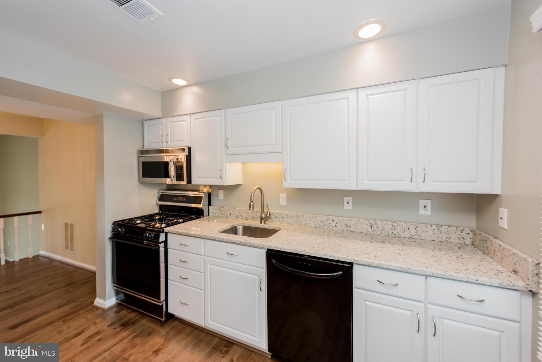 5815 Humblebee Road Columbia, MD 21045 - Photo 2 of 26 Kitchen