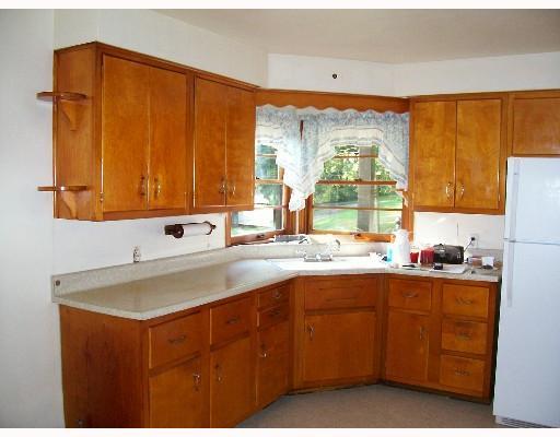 1072 Bailey's Run Road Malvern, PA 15084 - Photo 4 of 5 Kitchen.