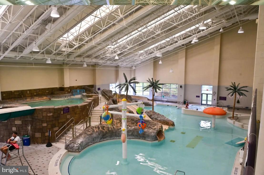 18520 Kingshill Road Germantown, MD 20874 - Photo 11 of 15 Tropical oasis for year-round fun!