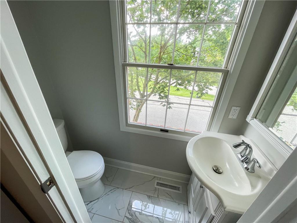 272 Quail Run Road Venetia, PA 15367 - Photo 12 of 22