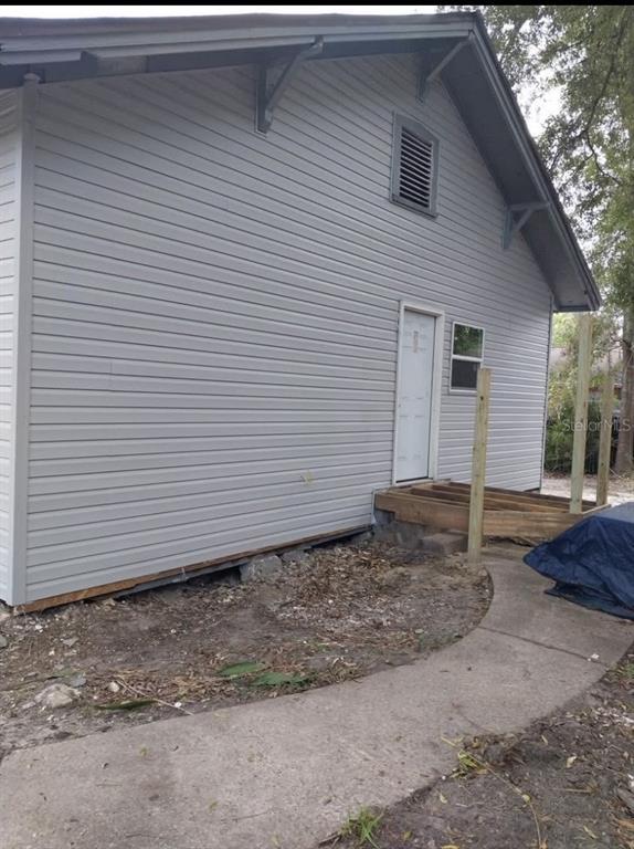 2859 Orange Street Marianna, FL 32448 - Photo 5 of 9 a view of a backyard