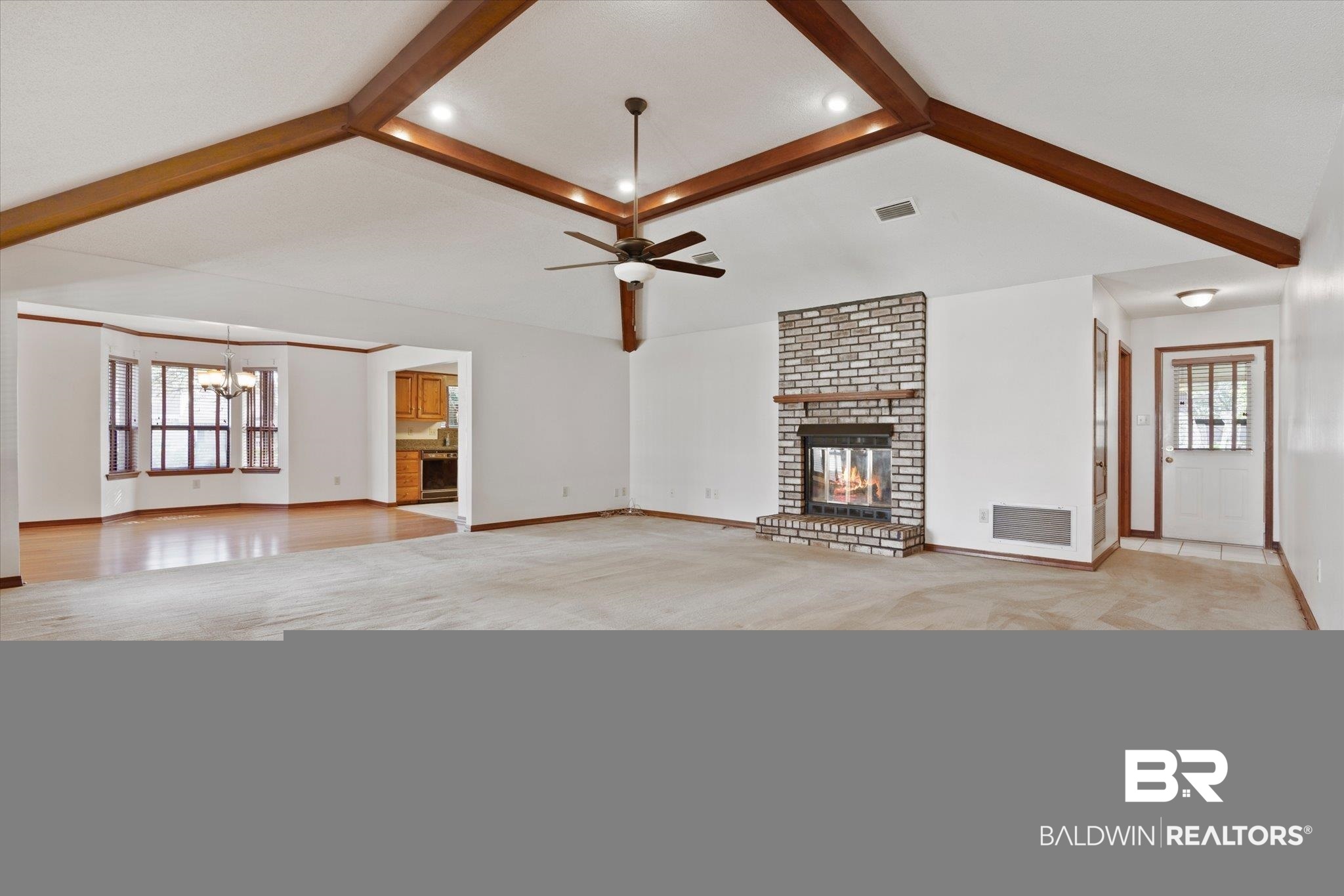7315 Smithfield Road East Mobile, AL 36695 - Photo 4 of 33