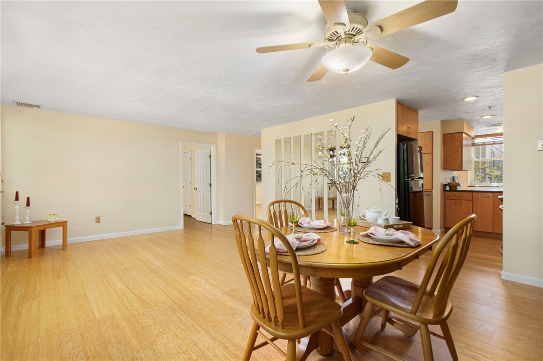 3524 West Shore Road, Unit 301 Warwick, RI 02886 - Photo 11 of 26 Gallery Image 11
