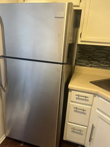 $114,000 | 1227 South Harlem Avenue, Unit 512, Berwyn, IL 60402