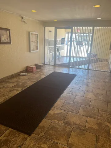 $114,000 | 1227 South Harlem Avenue, Unit 512, Berwyn, IL 60402