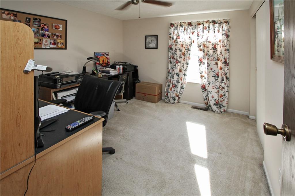 8432 Harrington Road Indianapolis, IN 46256 - Photo 12 of 18 Gallery Image 12