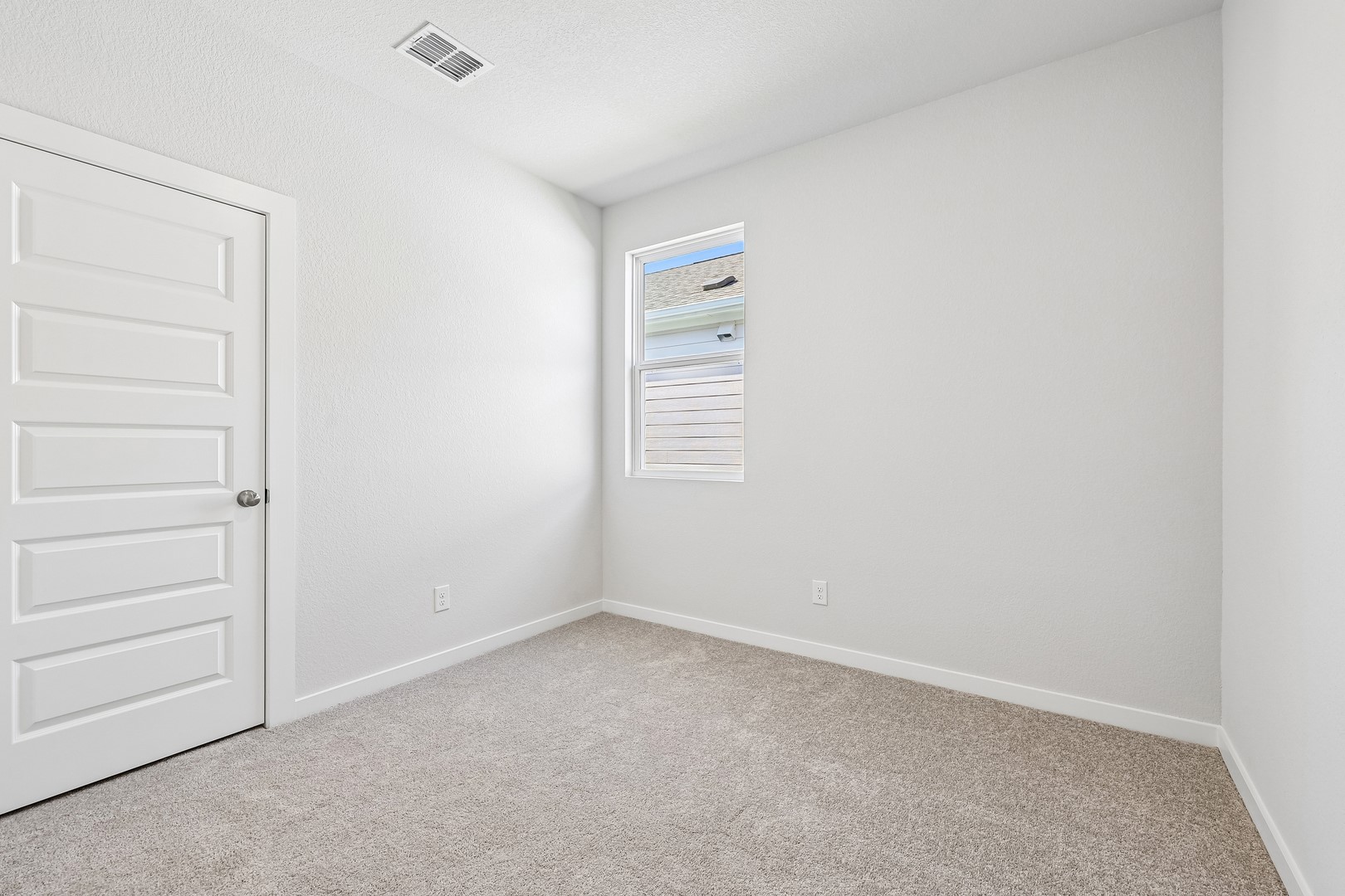 212 Bendecido Loop Elgin, TX 78621 - Photo 19 of 38