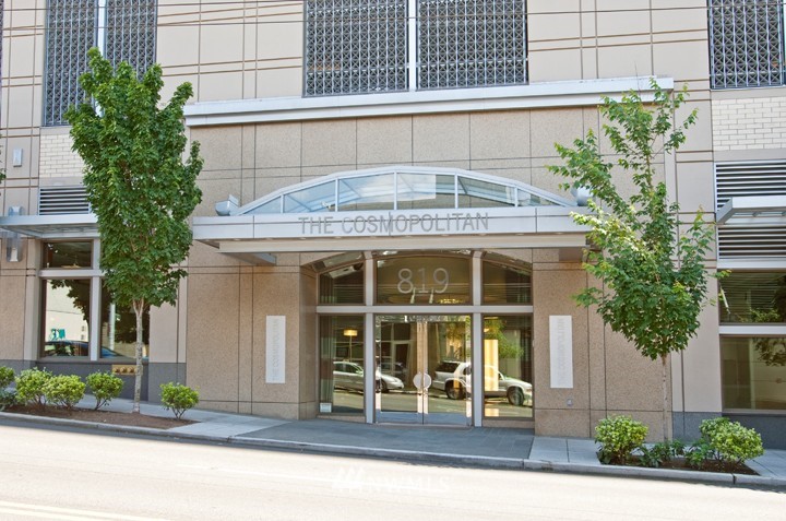 819 Virginia Street, Unit 1108 Seattle, WA 98101 - Photo 2 of 20