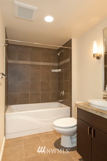 819 Virginia Street, Unit 1108 Seattle, WA 98101 - Photo 8 of 20
