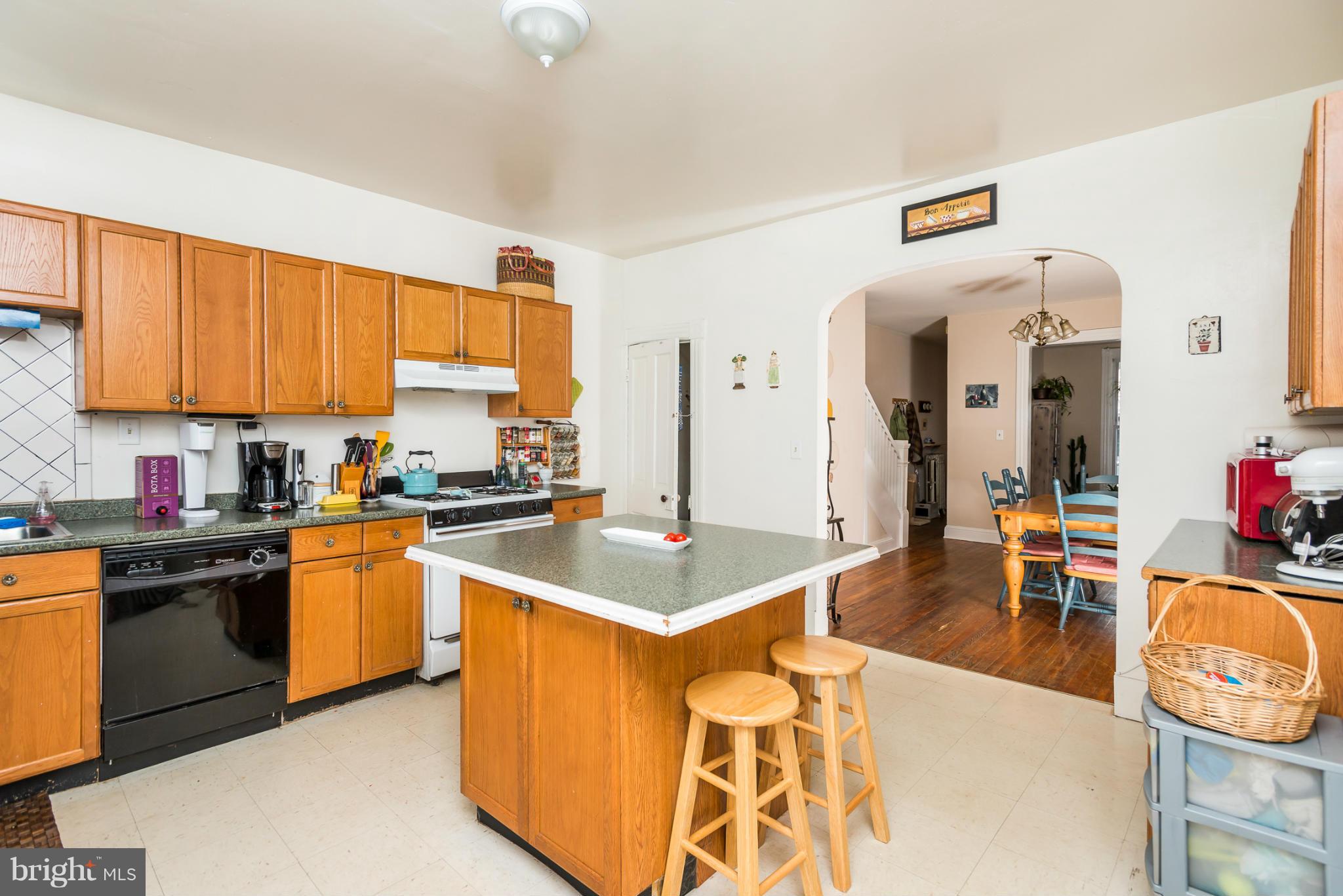 3424 Keswick Road Baltimore, MD 21211 - Photo 3 of 25 Kitchen