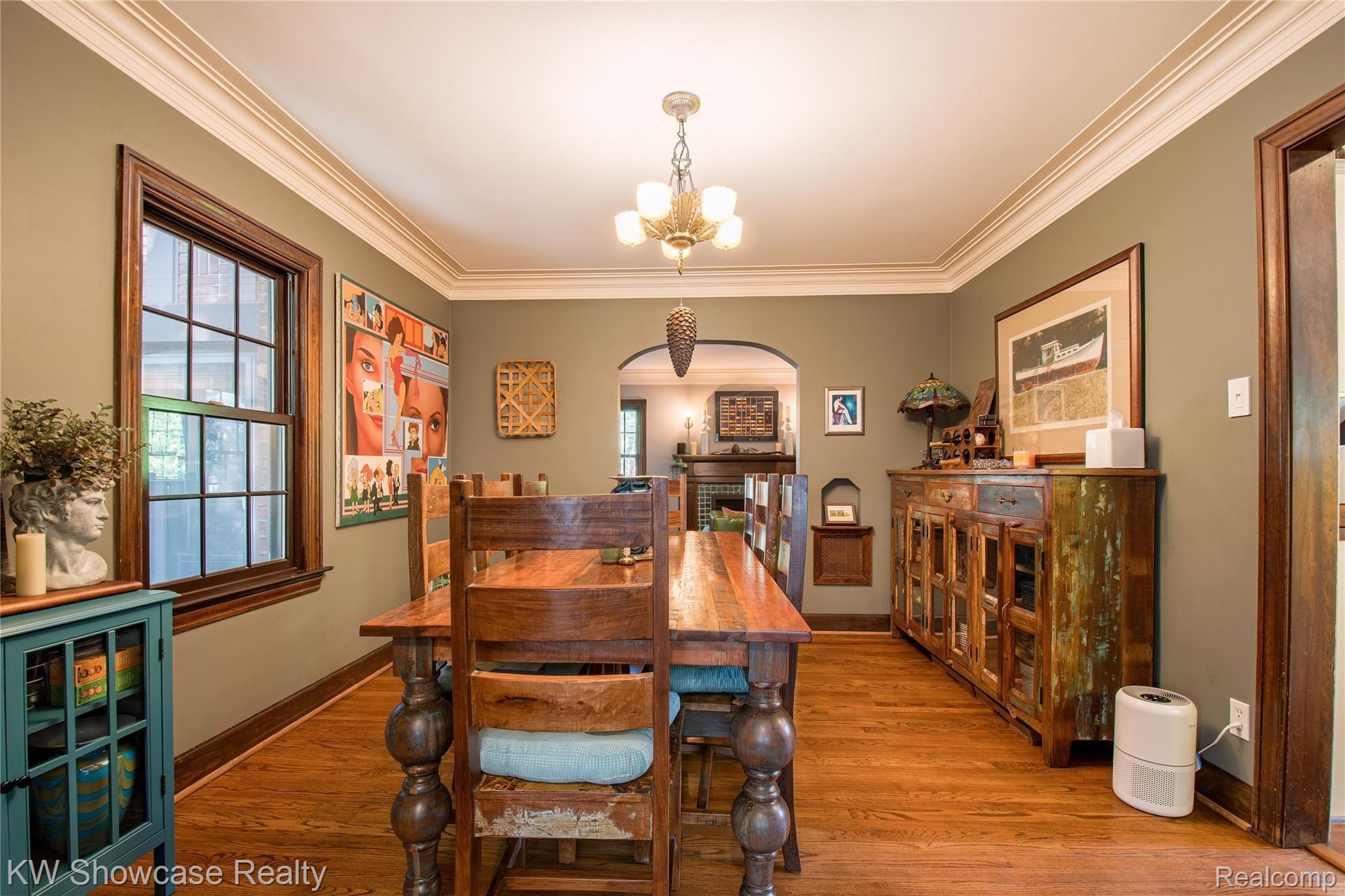 12 Amherst Road Pleasant Ridge, MI 48069 - Photo 11 of 62 Dining Room