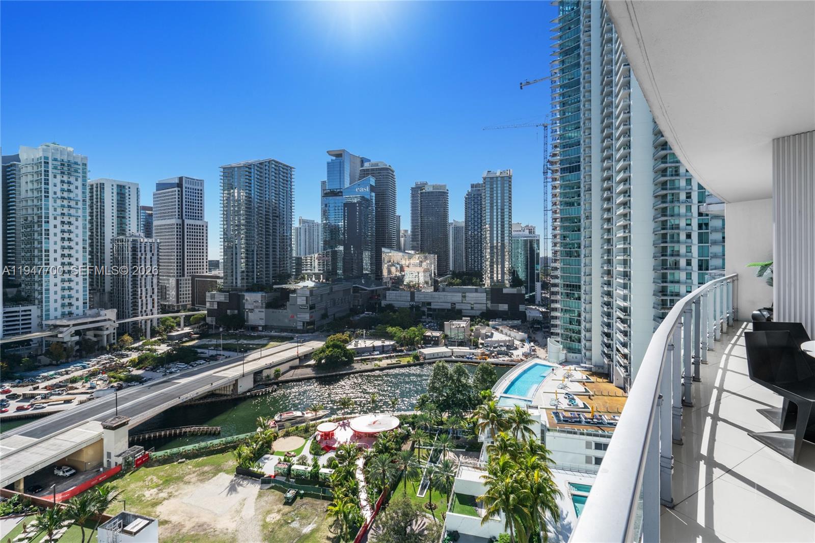 90 Southwest 3rd Street, Unit 2204 Miami, FL 33130 - Photo 41 of 51 a city view with tall buildings