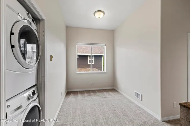 $465,000 | 321 Forest View Drive, Driggs, ID 83422