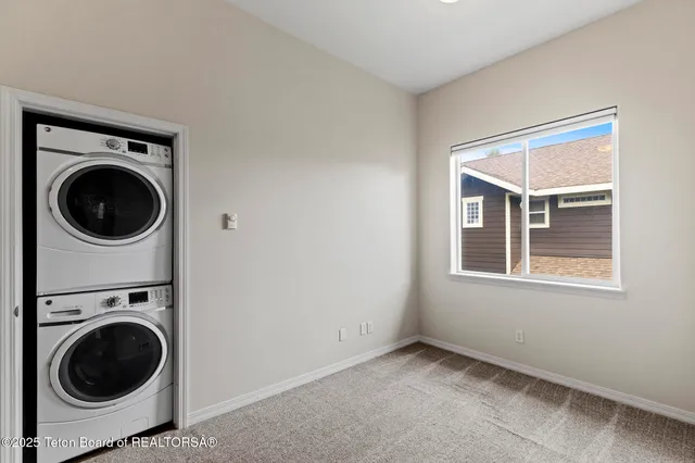 $465,000 | 321 Forest View Drive, Driggs, ID 83422