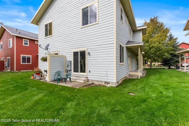 $465,000 | 321 Forest View Drive, Driggs, ID 83422