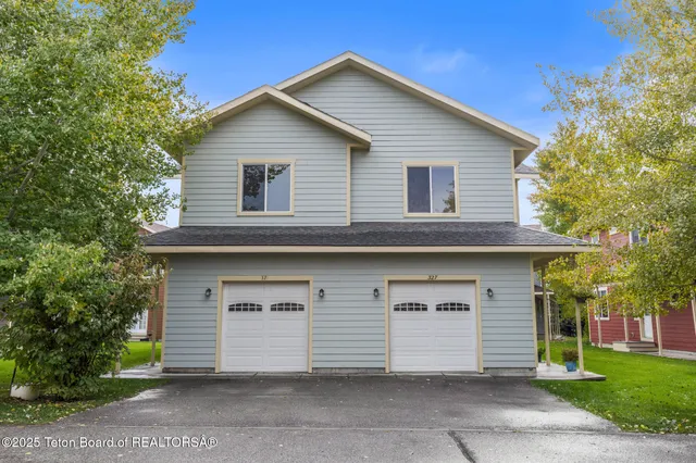 $465,000 | 321 Forest View Drive, Driggs, ID 83422