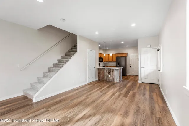 $465,000 | 321 Forest View Drive, Driggs, ID 83422