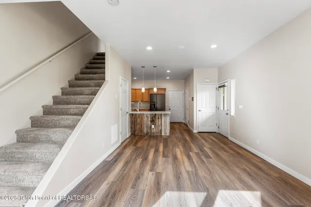 $465,000 | 321 Forest View Drive, Driggs, ID 83422