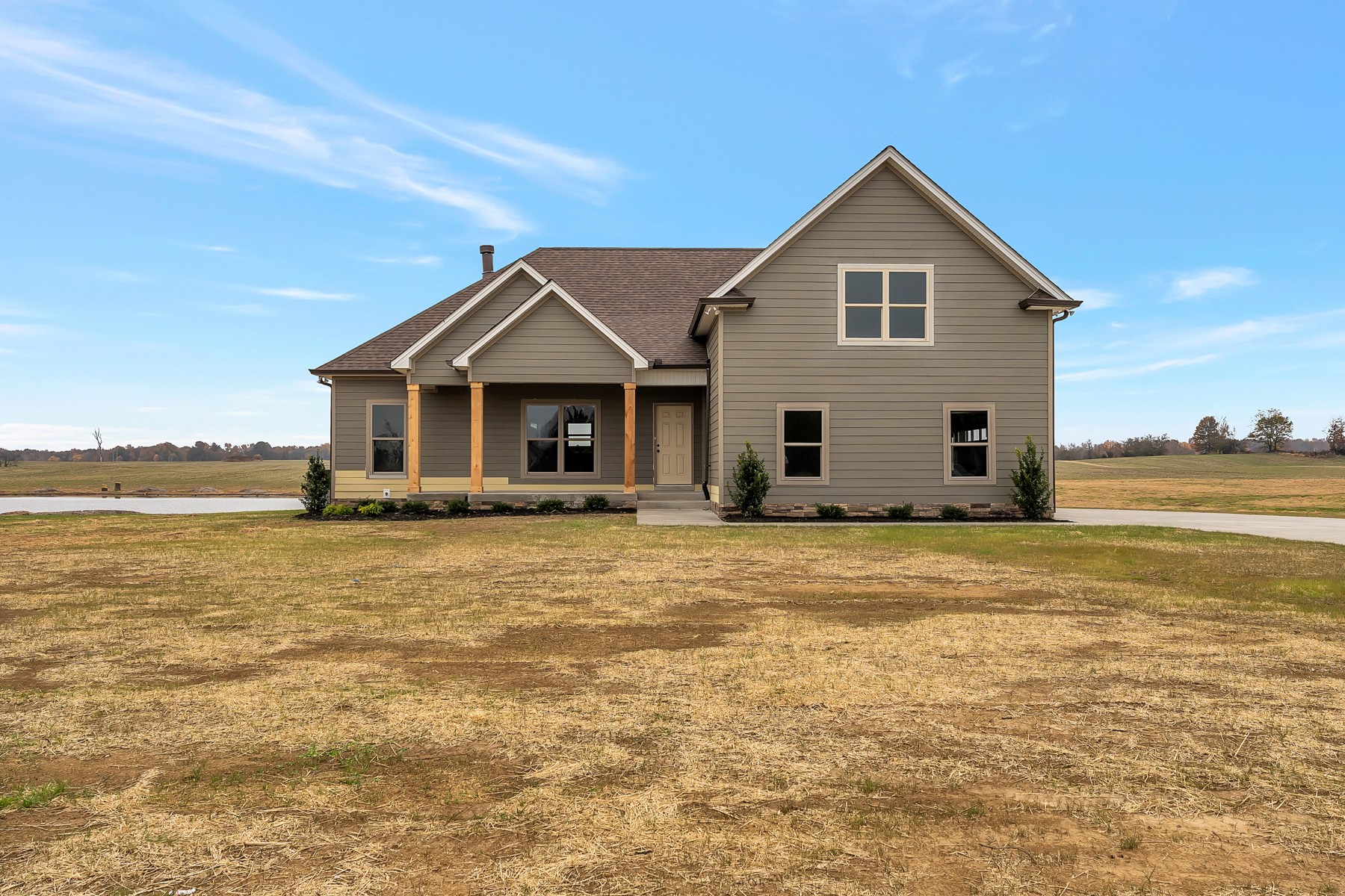 4901 Barren Plains Road Springfield, TN 37172 - Photo 1 of 15 a view of a house with a ocean view