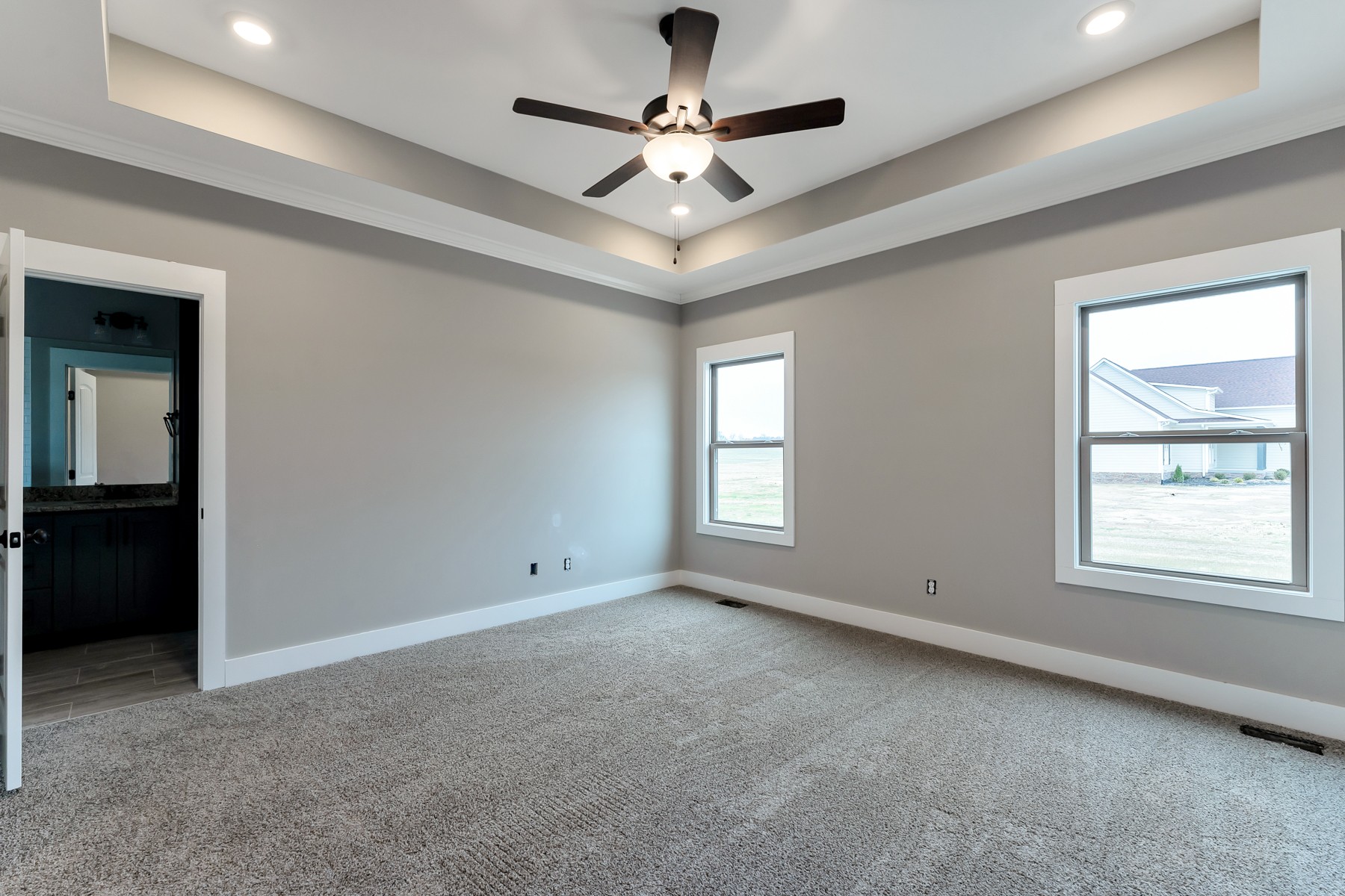 4901 Barren Plains Road Springfield, TN 37172 - Photo 9 of 15 a view of an empty room with a window