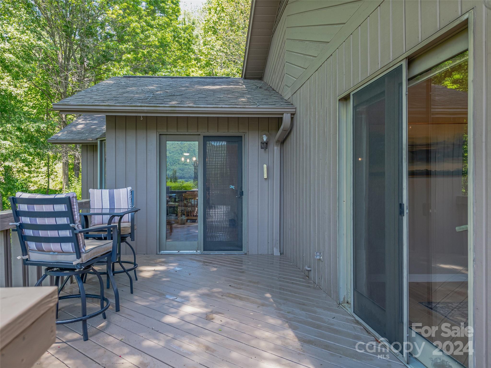 36 Stony Ridge Asheville, NC 28804 - Photo 14 of 38 a patio with table and chairs