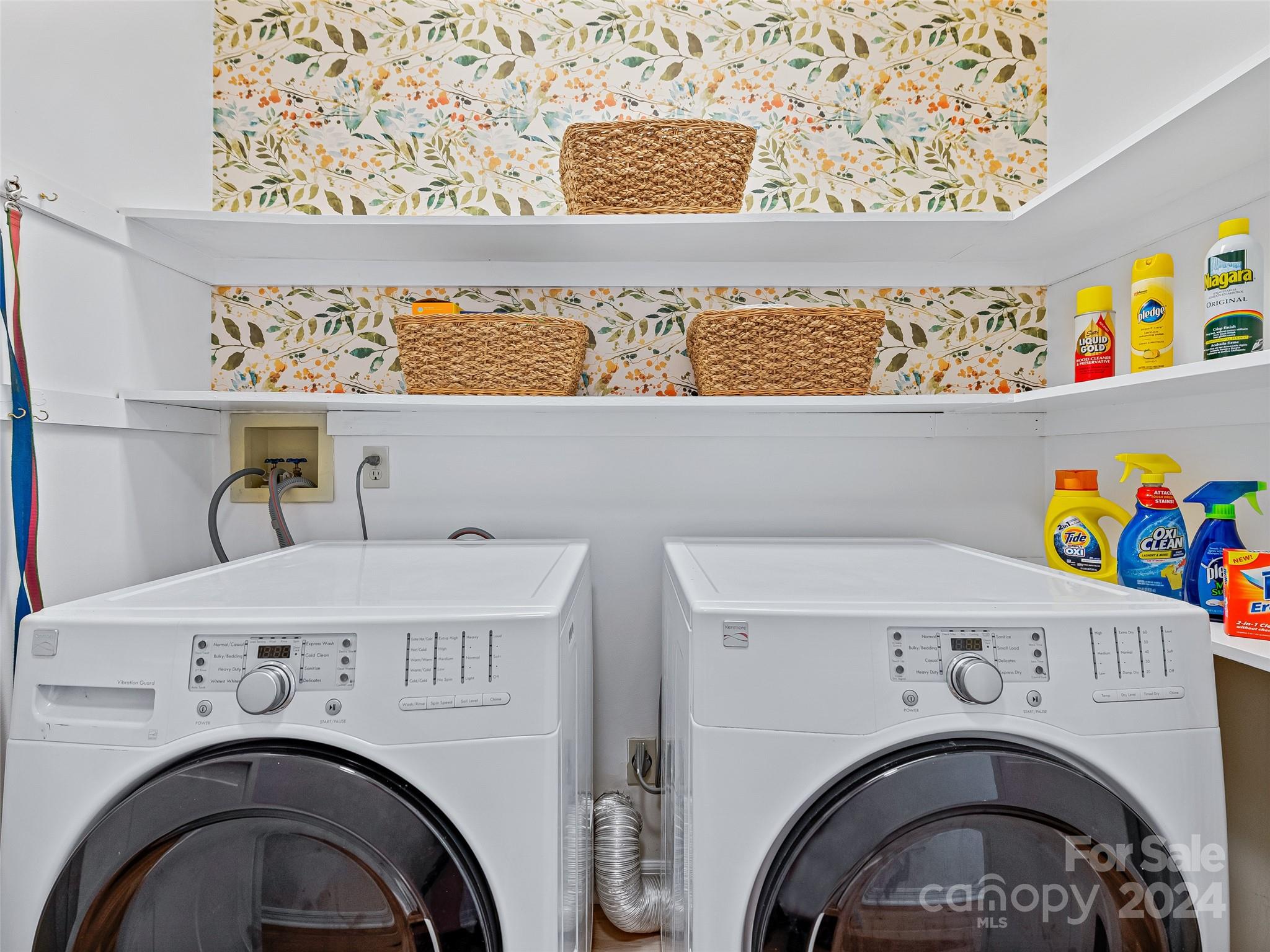 36 Stony Ridge Asheville, NC 28804 - Photo 37 of 38 a utility room with dryer and washer