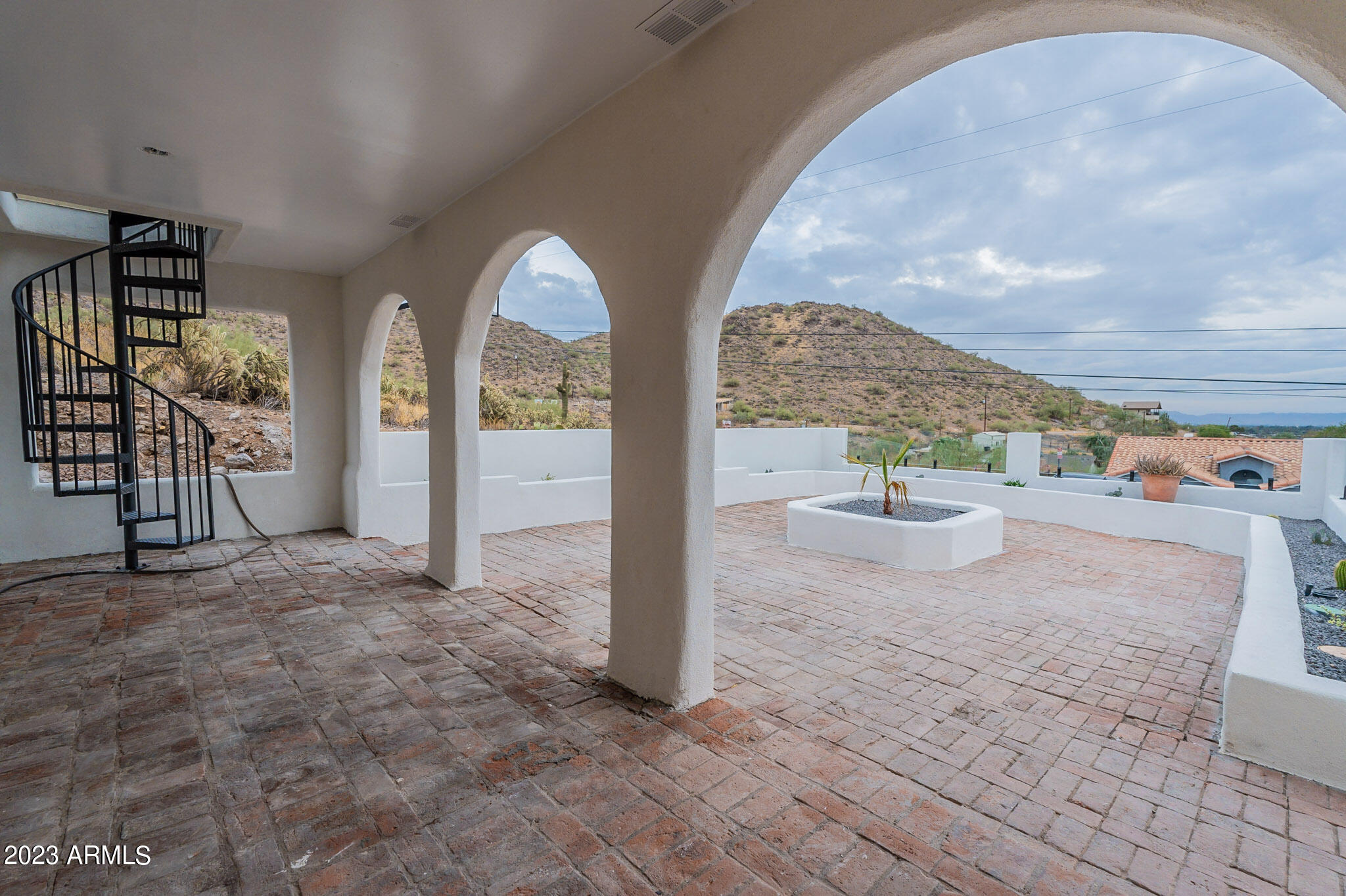 1302 West Shangri-la Road Phoenix, AZ 85029 - Photo 5 of 76 93-web-or-mls-Shangri-la-HD-81