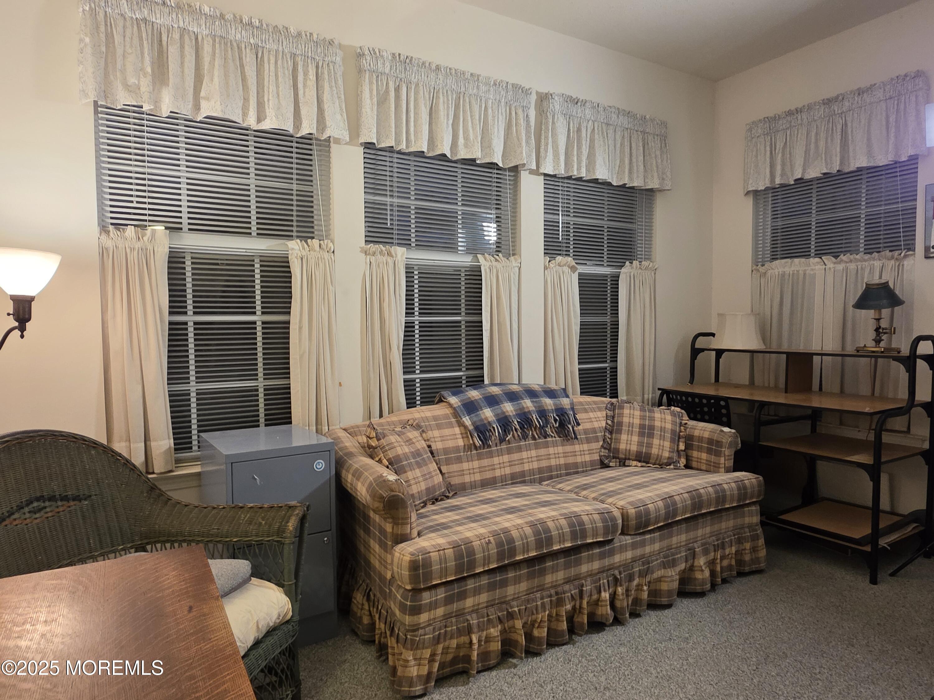 91 Robin Lane Barnegat, NJ 08005 - Photo 12 of 20 20251202_165605