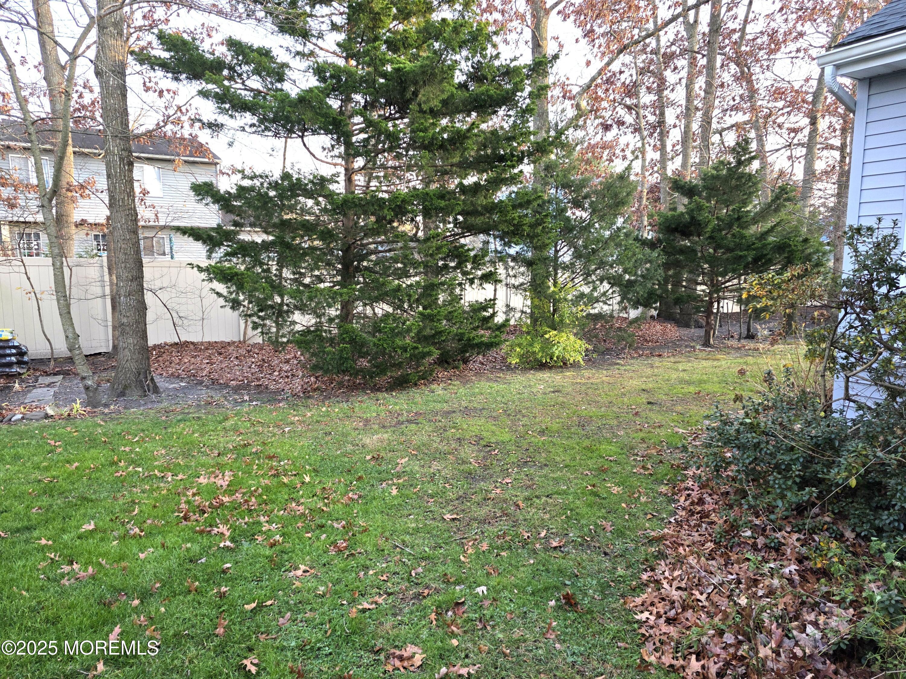 91 Robin Lane Barnegat, NJ 08005 - Photo 4 of 20 20251201_160639