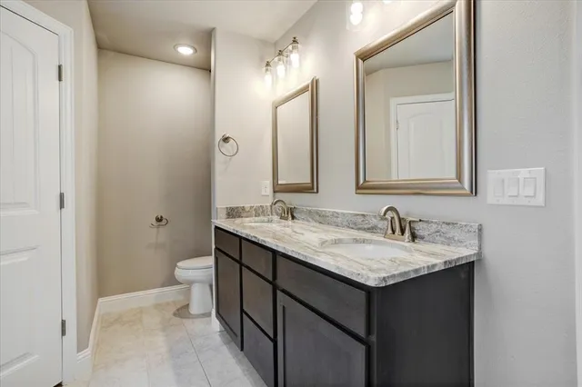 $329,900 | 2032 Wyldewood Way, Sherman, TX 75092