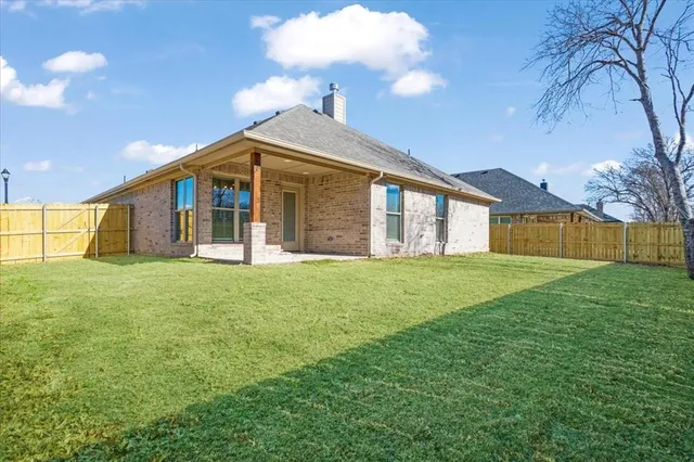 $329,900 | 2032 Wyldewood Way, Sherman, TX 75092