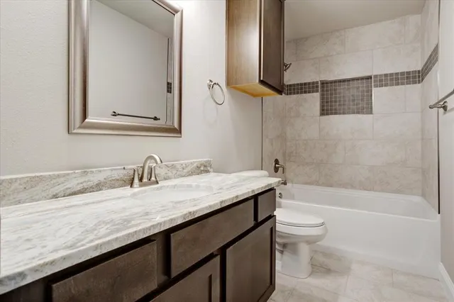 $329,900 | 2032 Wyldewood Way, Sherman, TX 75092