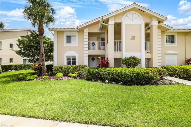 $319,999 | 7706 Jewel Lane, Unit 101, Naples, FL 34109