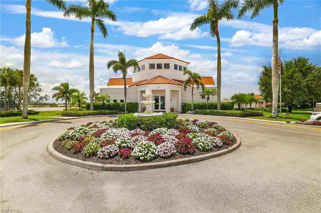 $319,999 | 7706 Jewel Lane, Unit 101, Naples, FL 34109