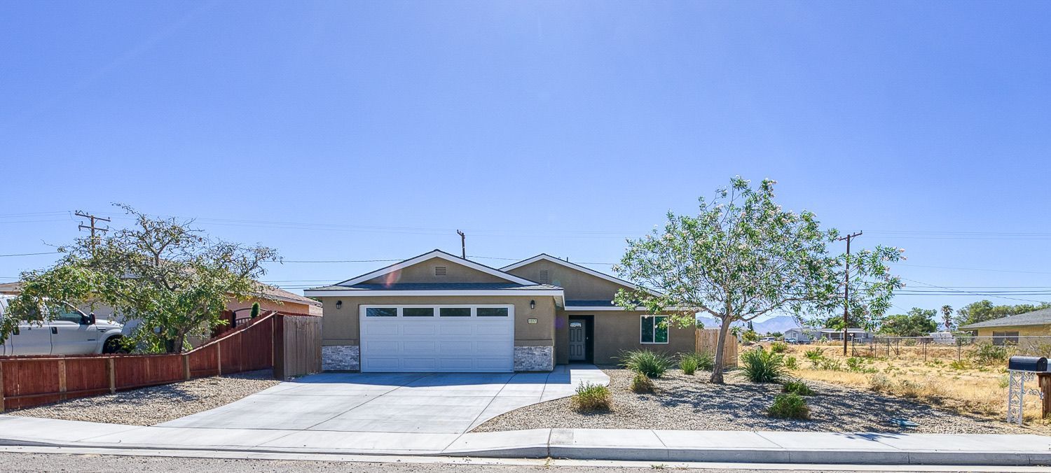 1117 Porter Street Ridgecrest, CA 93555 - Photo 1 of 36