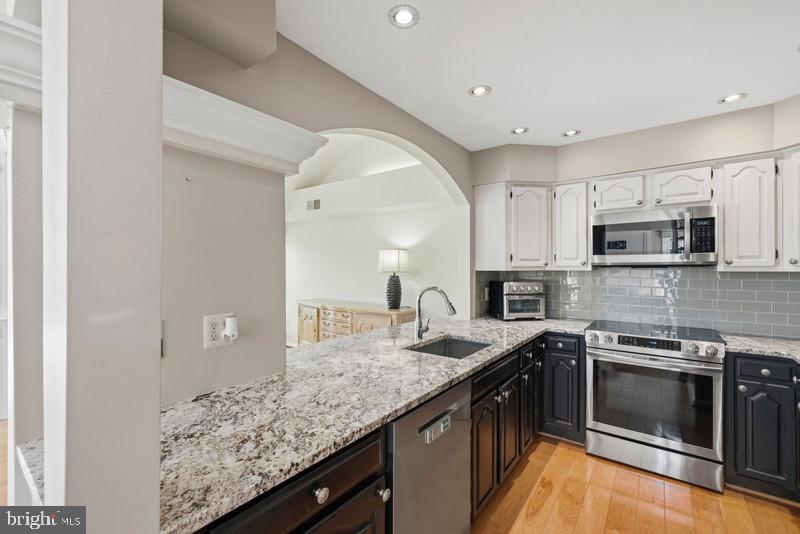 1473 Church Hill Place Reston, VA 20194 - Photo 16 of 35