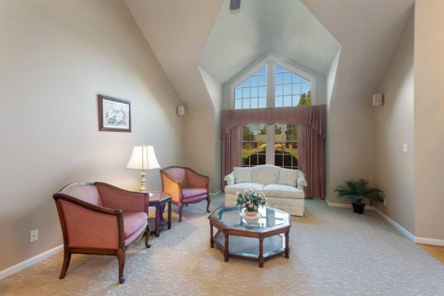 6955 Jericho Road Stevensville, MI 49127 - Photo 10 of 20 02_6955JerichoRoad_1_LivingRoom_LowRes