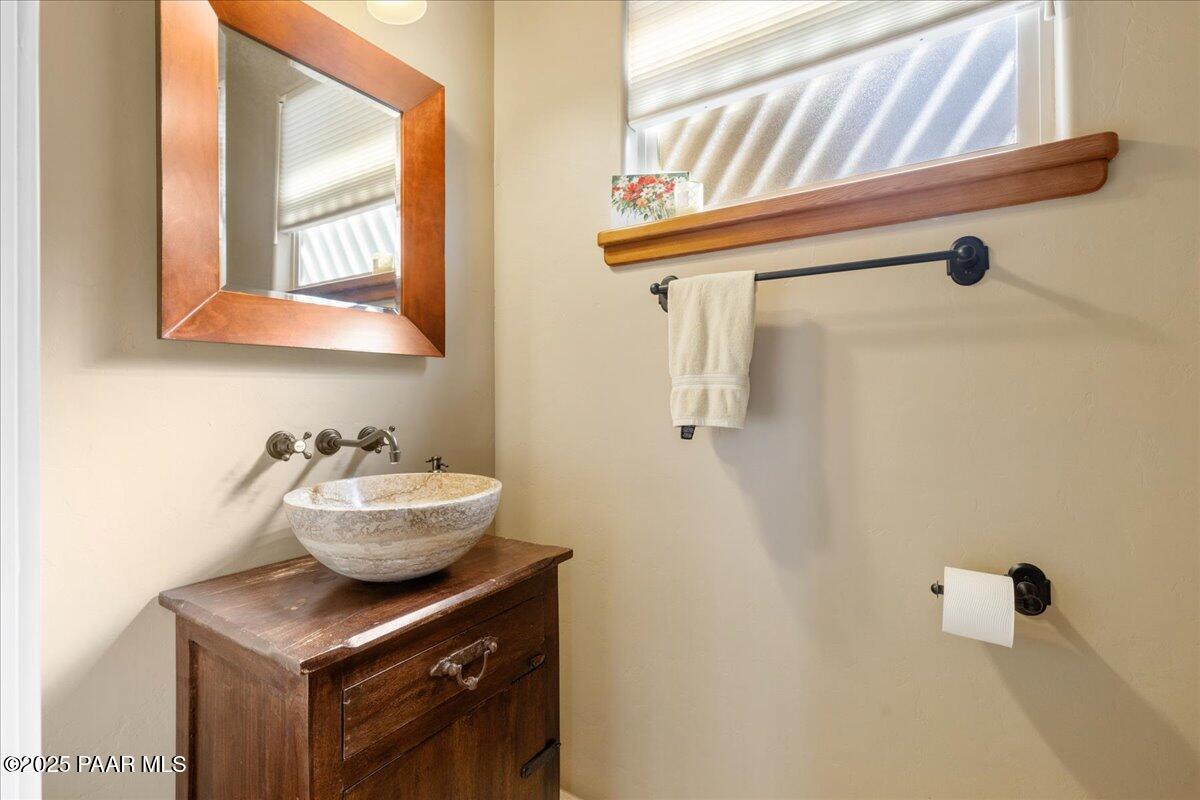 2984 La Questa Prescott, AZ 86305 - Photo 24 of 63 Half Bath - 2984 La Questa