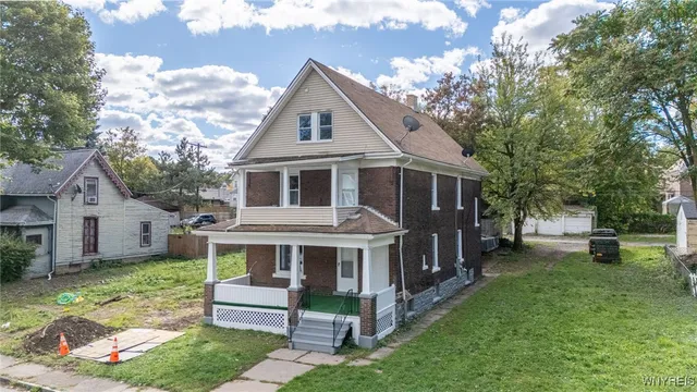 $209,900 | 609 Elmwood Avenue, Niagara Falls, NY 14301