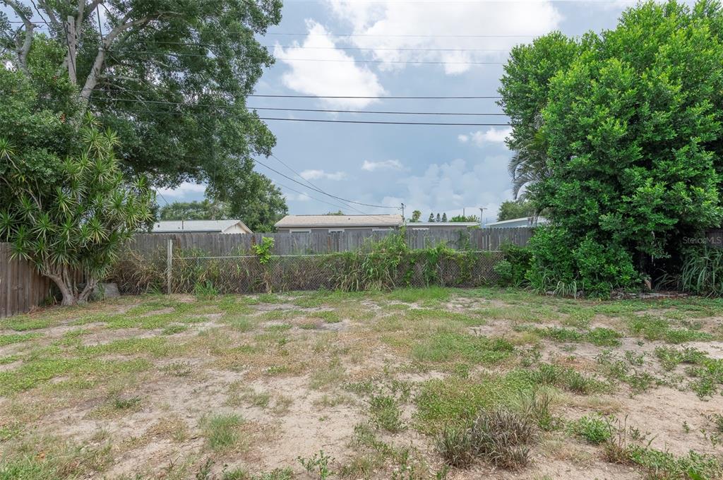 5255 45th Avenue North St. Petersburg, FL 33709 - Photo 22 of 24