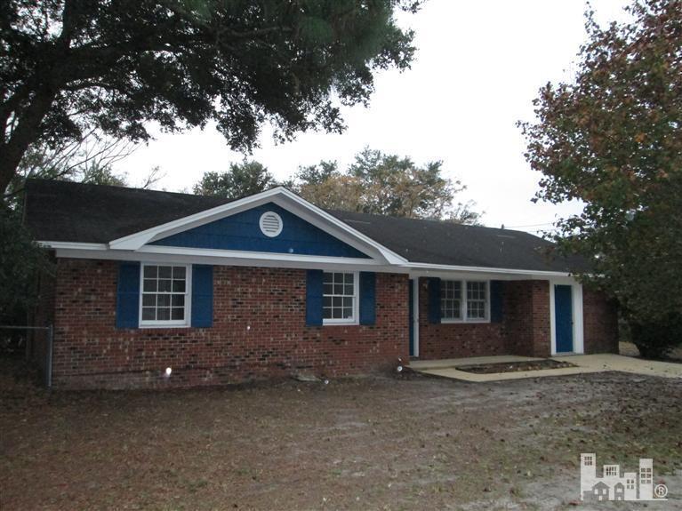 313 Cathay Road Wilmington, NC 28412 - Photo 1 of 16 Primary Photo