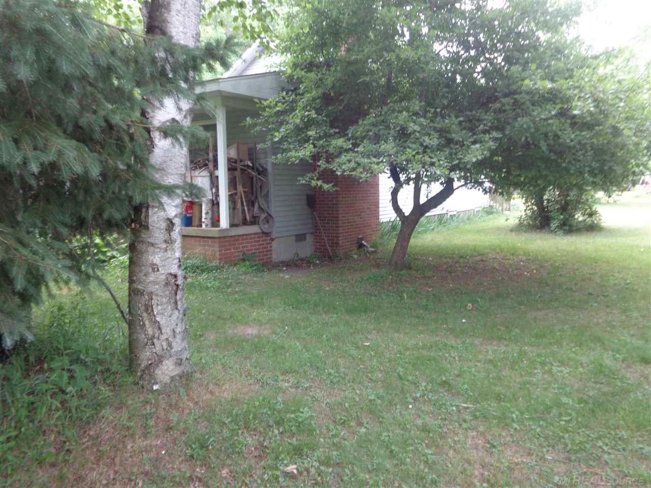 5580 Kelley Road Palms, MI 48465 - Photo 2 of 19 50007835-1.JPG