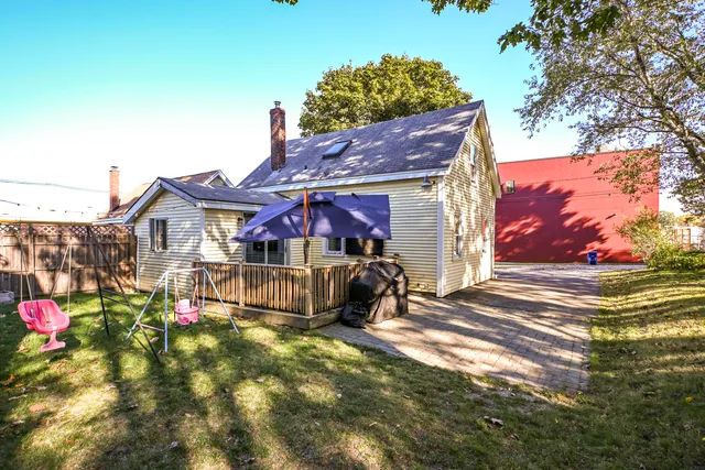 $340,000 | 11 Jackson Street, South Portland, ME 04106