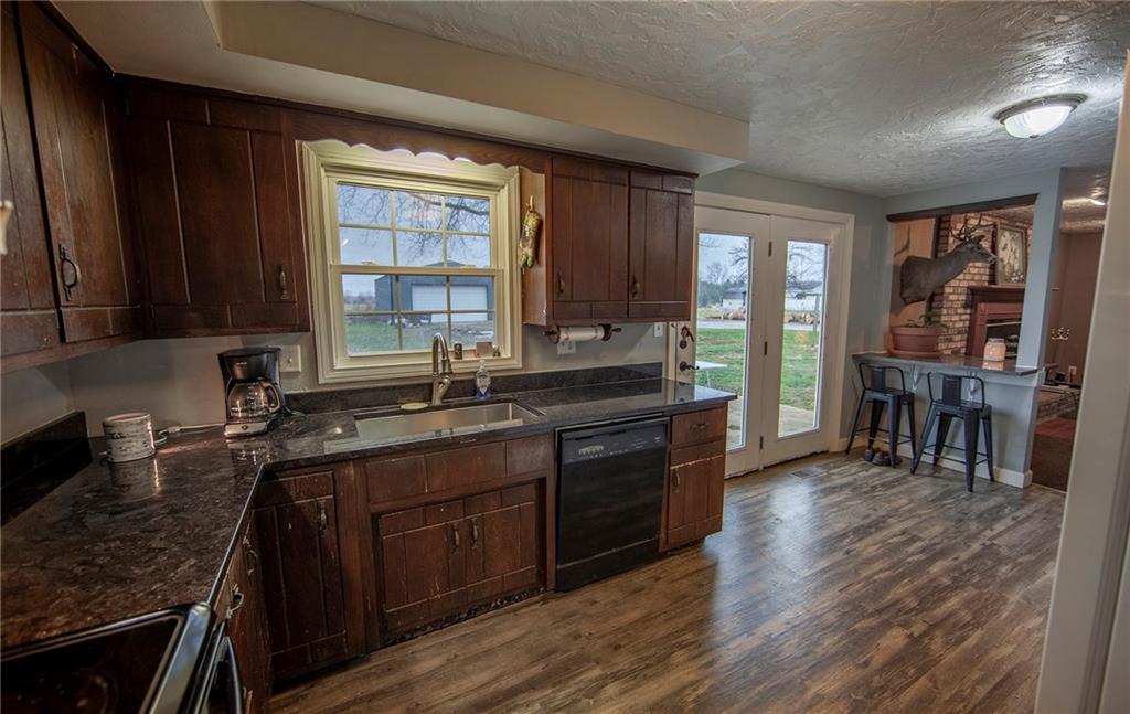 10752 South 9 West Pendleton, IN 46064 - Photo 6 of 25 Gallery Image 6