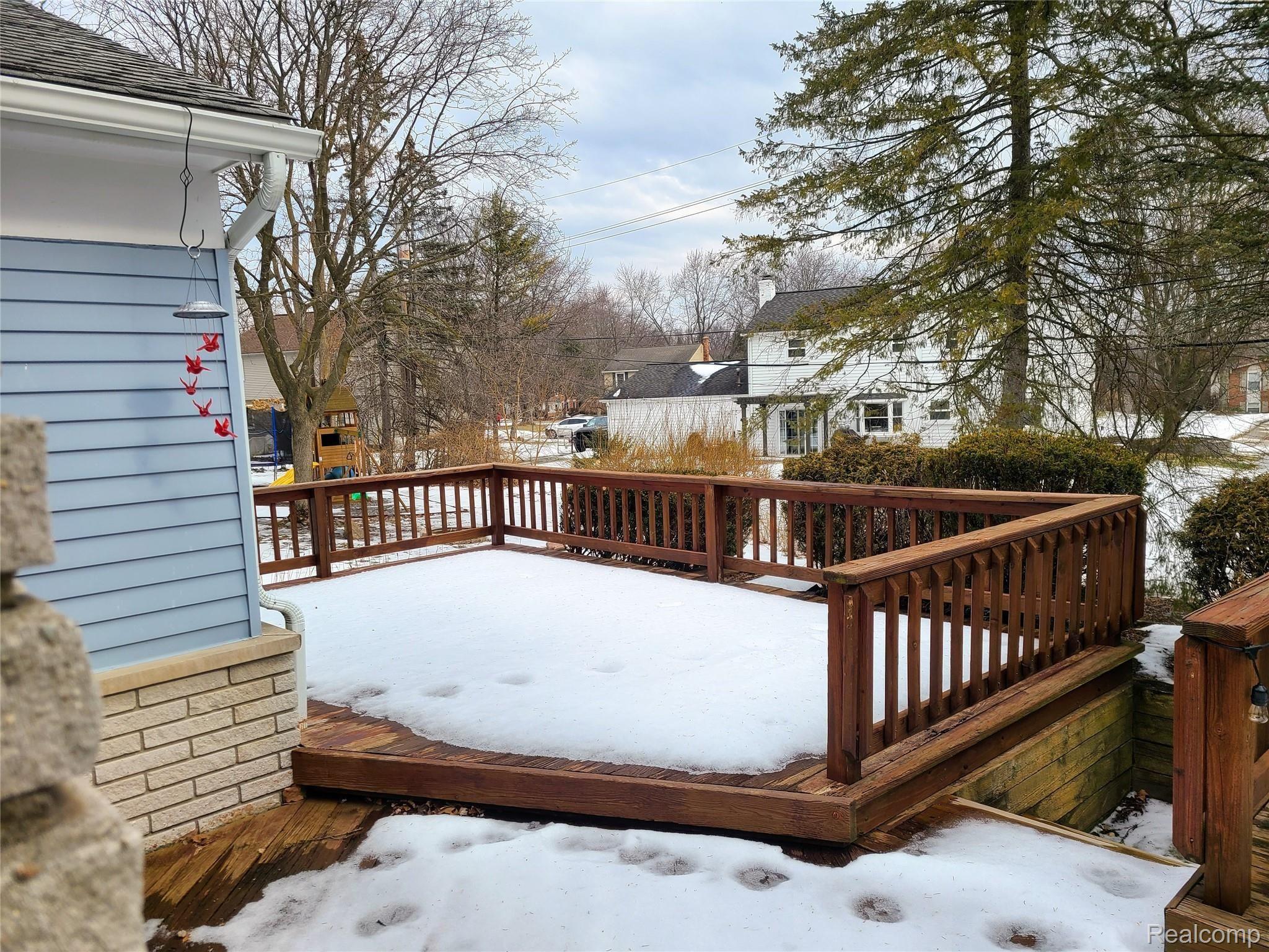 641 Lake Forest Road Rochester, MI 48309 - Photo 5 of 34 Deck View Off Master