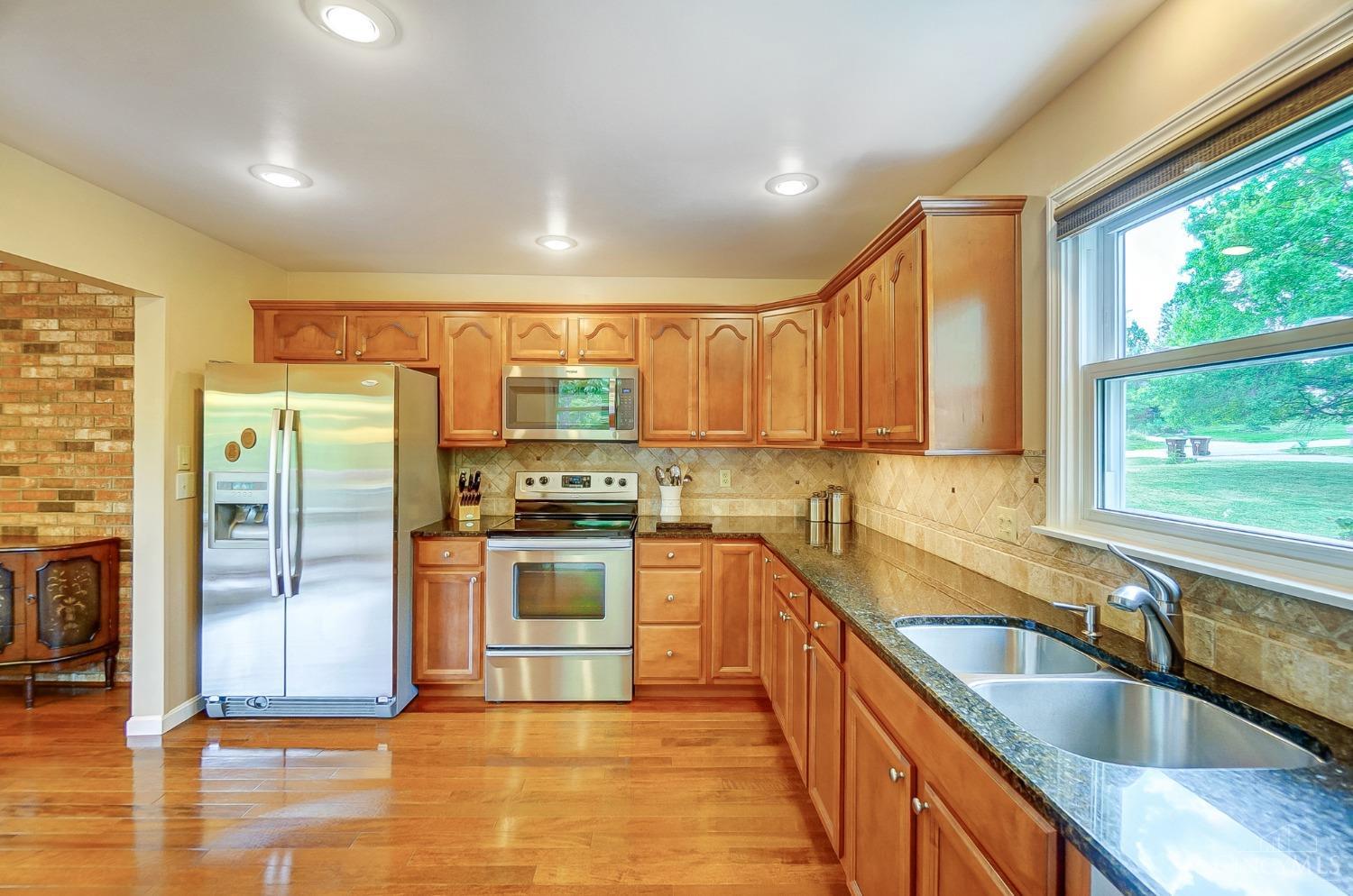 2527 Gardner Road Hamilton, OH 45013 - Photo 8 of 54