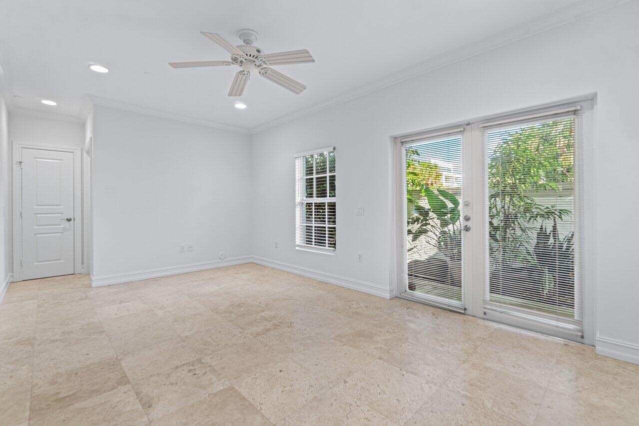 605 Renaissance Way Delray Beach, FL 33483 - Photo 16 of 36 1st floor room